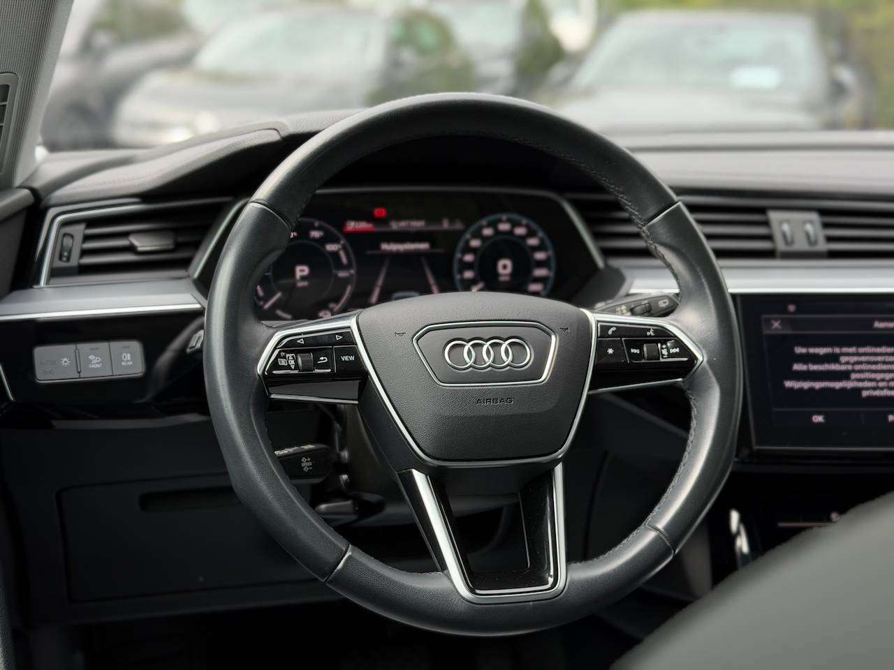 Audi e-tron 95 kWh 55 LEDER QUATTRO S-LINE CAMERA ELEKKOFFER KEYLESS — foto 10 van 14