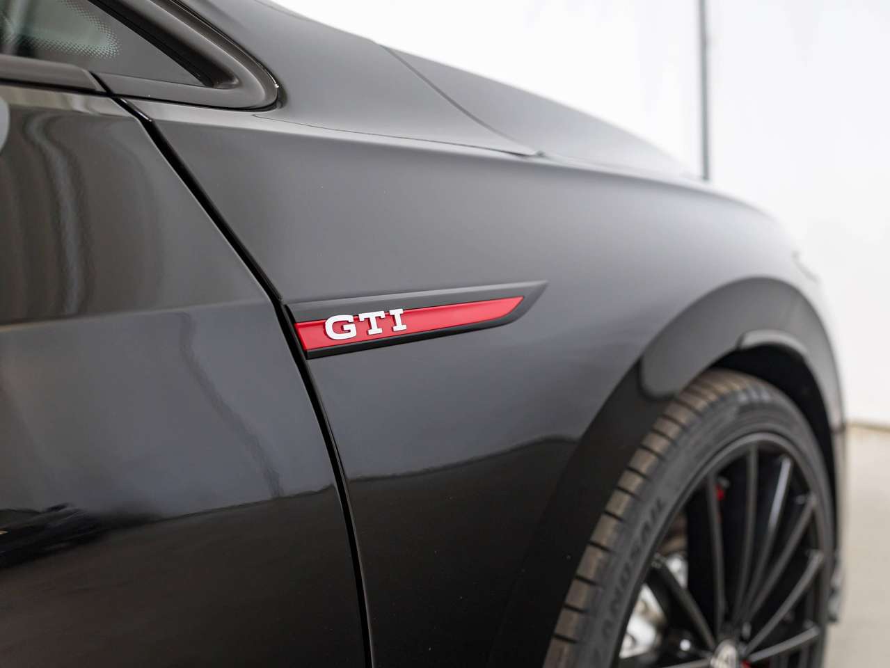 Volkswagen Golf GTI CLUBSPORT|AKRAPOVIC|PANO|IQLIGHTS|ALCANTARA|HEATEDSEATS|KEYLESS|ACC|LA|GARANTIE| — foto 7 van 25