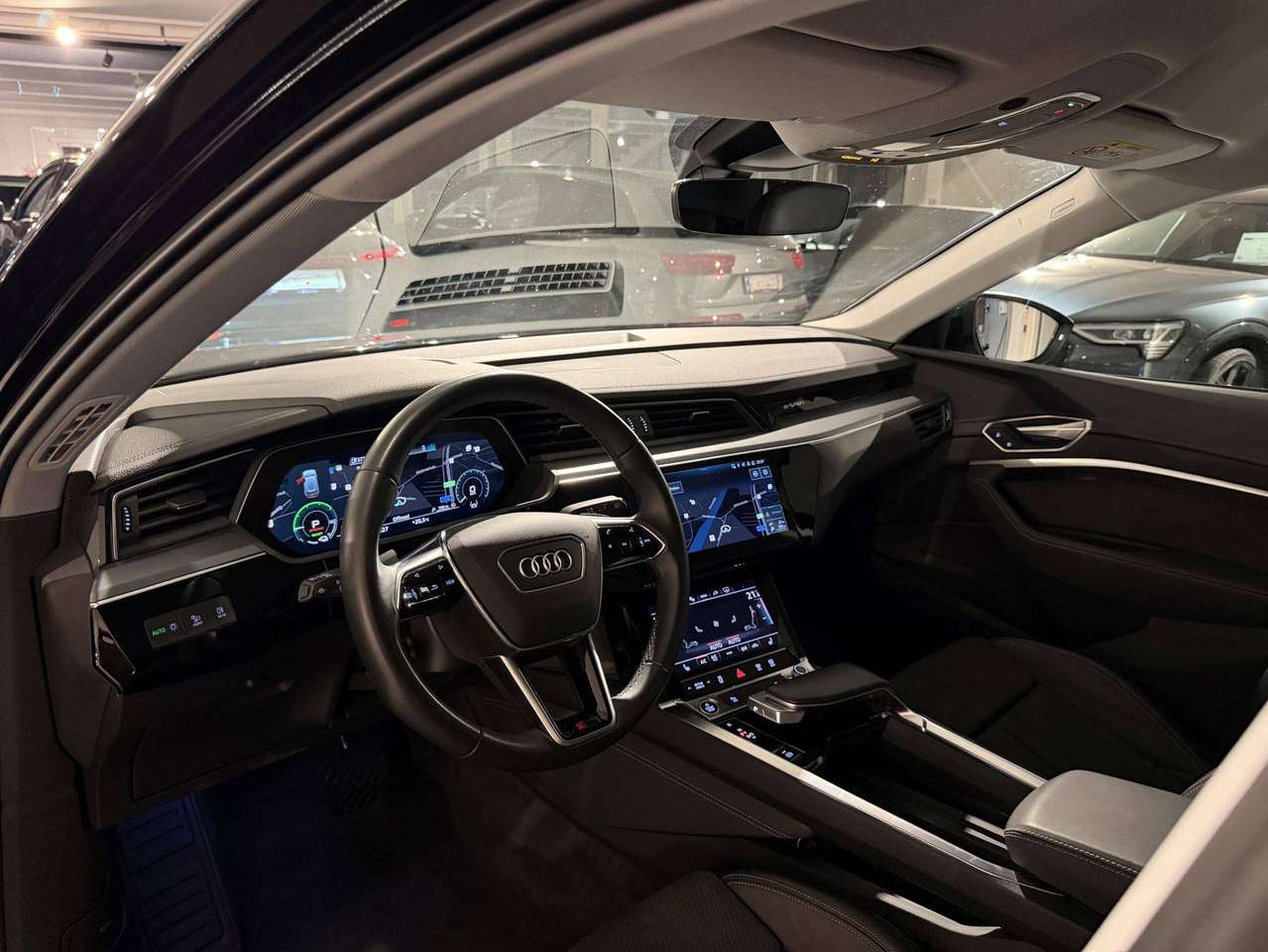 Audi Q8 e-tron SOLD BIJ GARAGE VRIENS YVES BV!!!! — foto 6 van 23