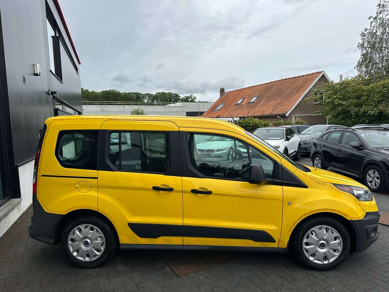 Ford Tourneo Connect 1.0 EcoBoost. Airco 5 Places 150000 km — foto 3 van 11