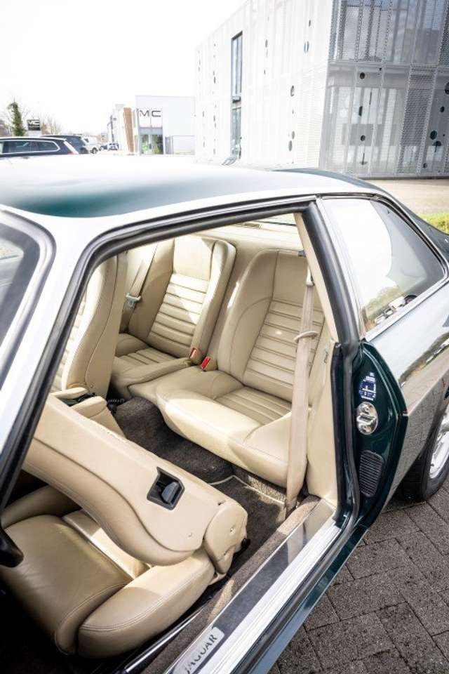 Jaguar XJS 4.0  Original Belgian car || 2 owners — foto 12 van 22