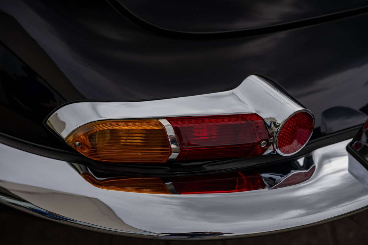Jaguar E-Type 4.2 cabrio 5 speed — foto 13 van 25