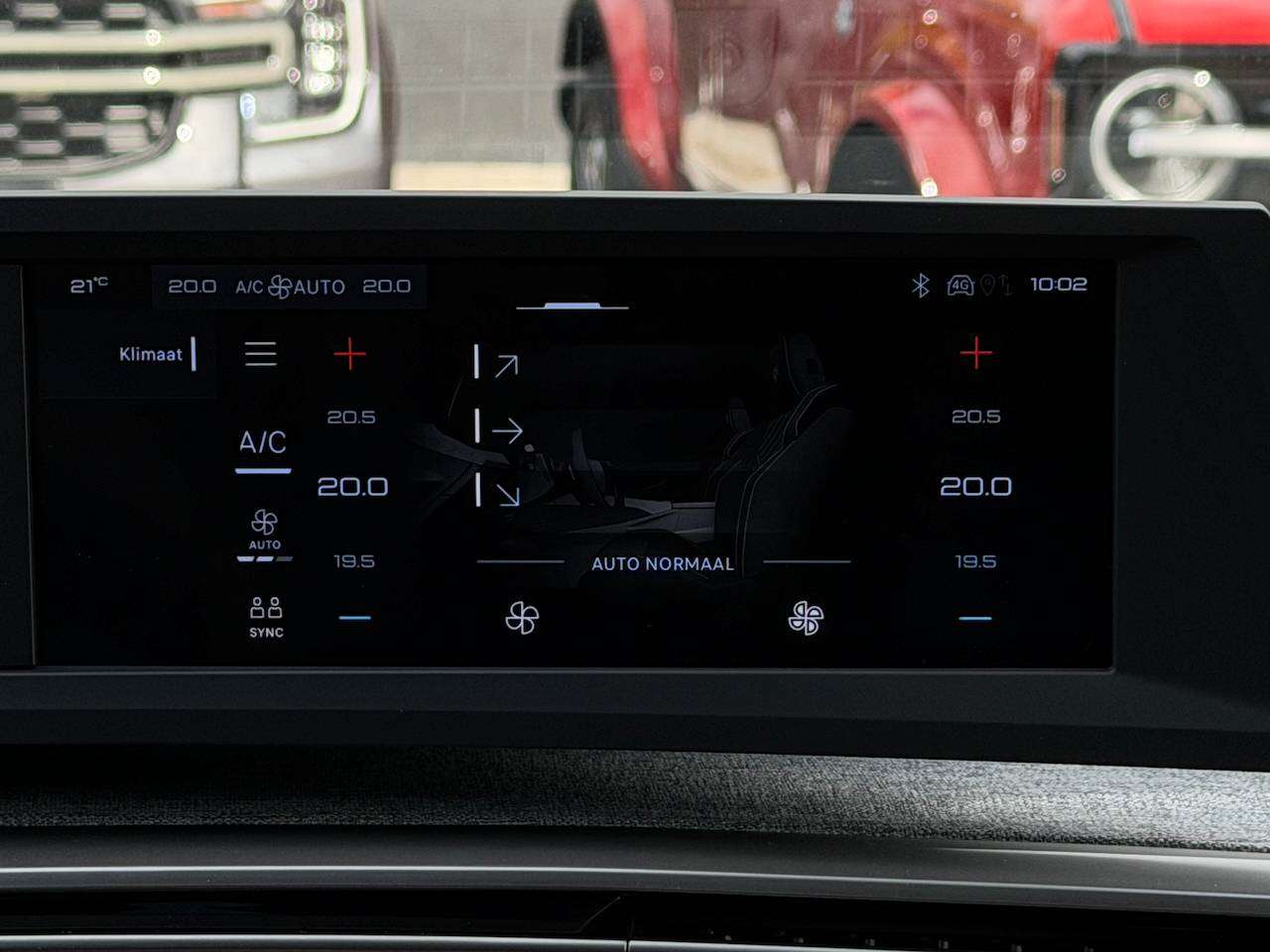 Peugeot 3008 MHEV ALLURE DISTRIBUTIEKETTING CAMERA KEYLESS CARPLAY — foto 15 van 15