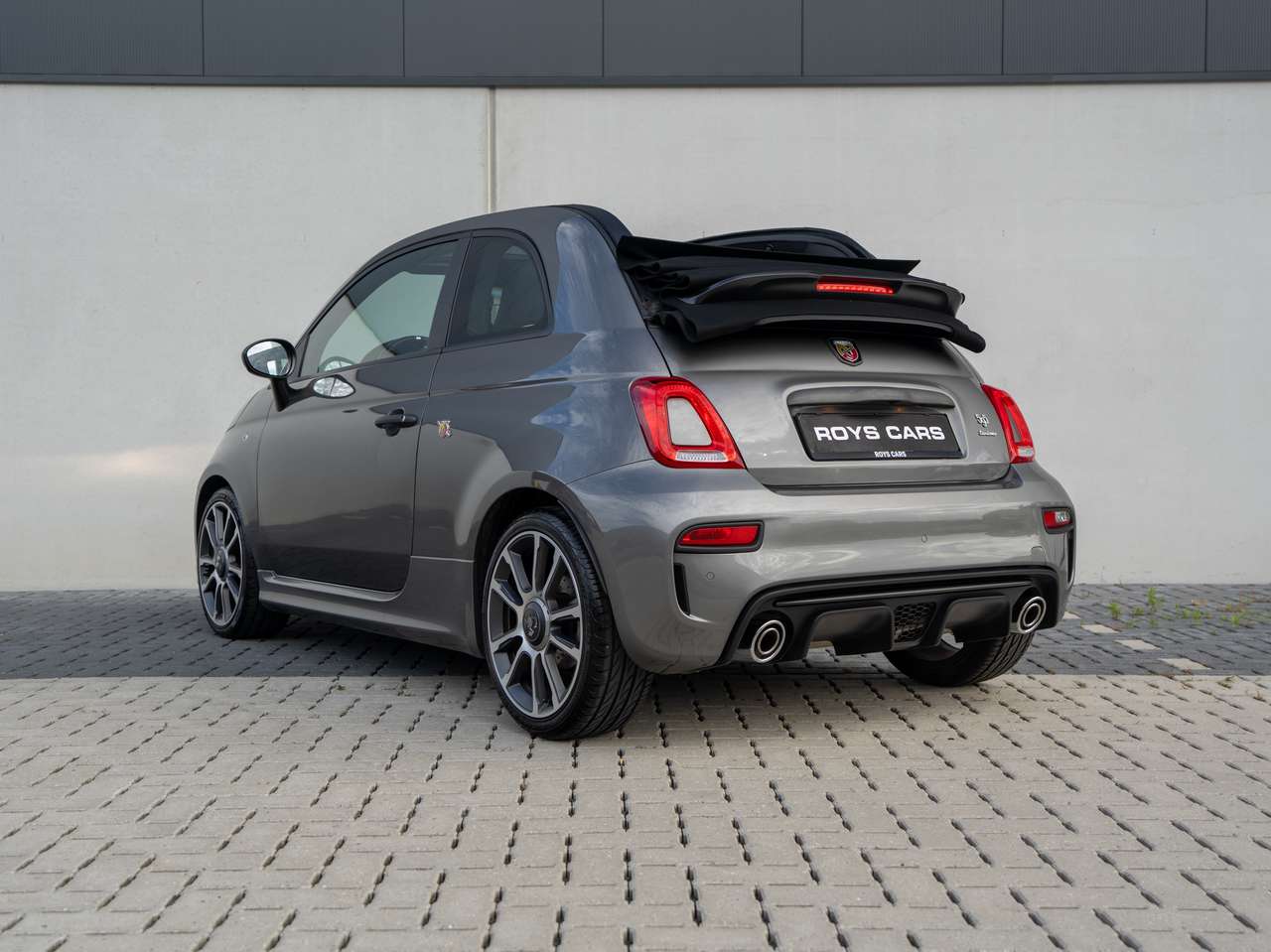 Abarth 595 Turismo 595C NEW CONDITION/BEATS AUDIO/PDC/NAVI/AIRCO/APPCONNECT — foto 6 van 25