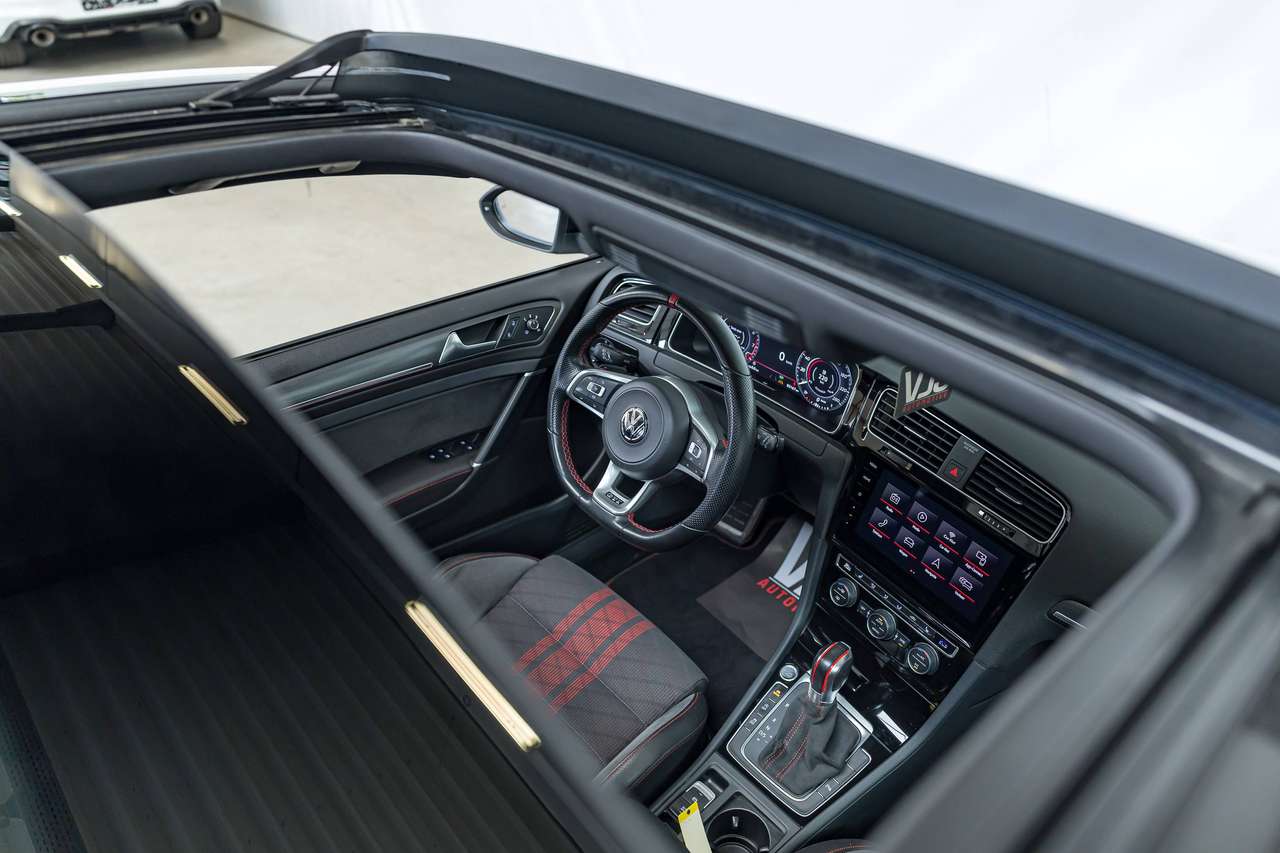 Volkswagen Golf GTI TCR|PANO|ALCANTARA|CAMERA|KEYLESS|ACC|LA|ZETELVERW.|GARANTIE| — foto 7 van 25