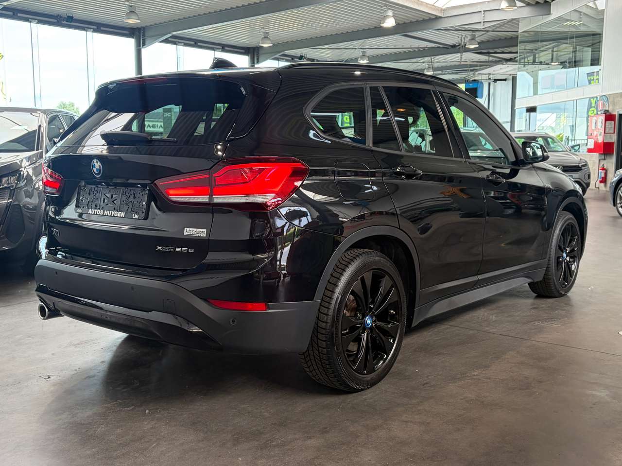 BMW X1 xDrive25e | Head-up Display | Cruise Control | DAB — foto 3 van 19