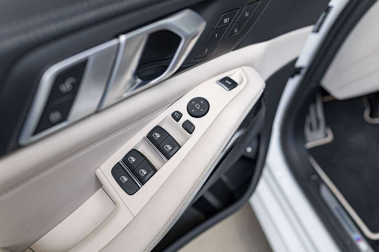 BMW X5 |360°|LASERLIGHTS|MASSAGE||ZETELVERW.(v/a)|ZETELKOEL.|M-SPORT|GARANTIE| — foto 23 van 25