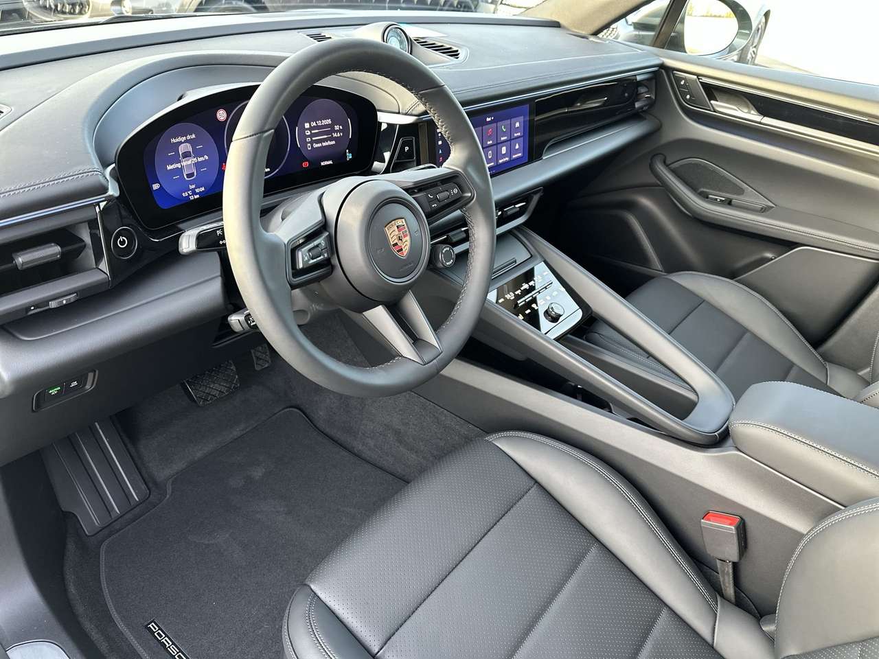 Porsche Macan 4ELEK/21"/PANODAK/TREKH/LEDER/AVENTURIENGROEN — foto 11 van 19