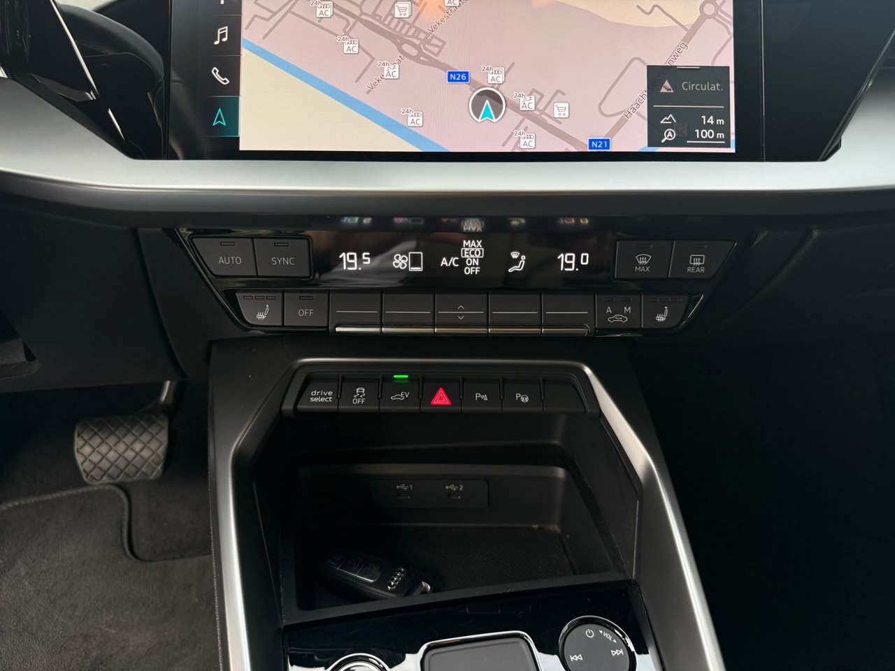 Audi A3 40 TFSI e  Plug in PHEV S Line S tronic Black Pack — foto 16 van 19