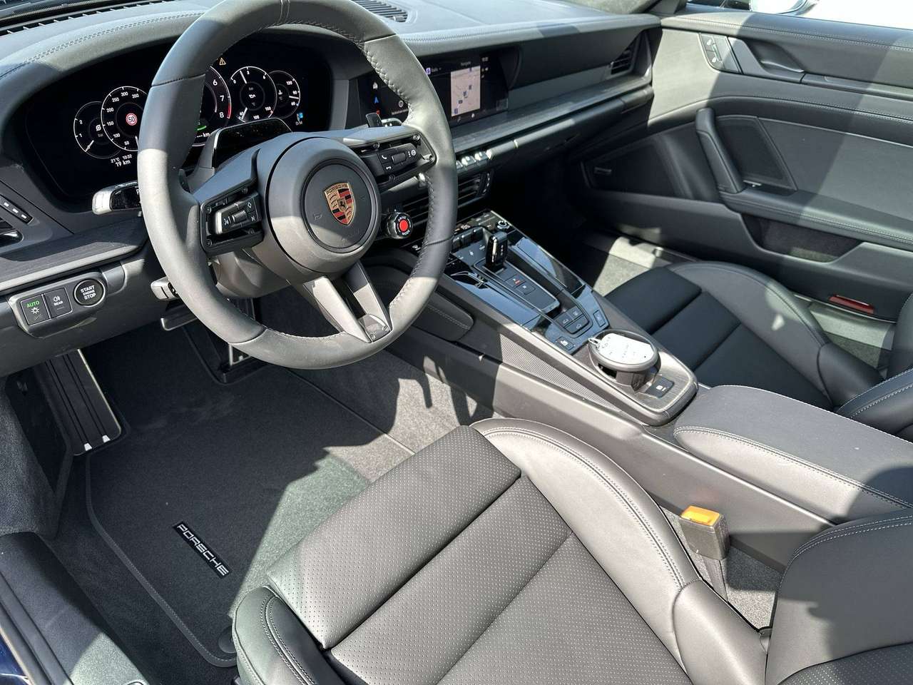 Porsche 992 4 GTS Schuifdak Exterieurpakket zwart Lift vooras — foto 12 van 16