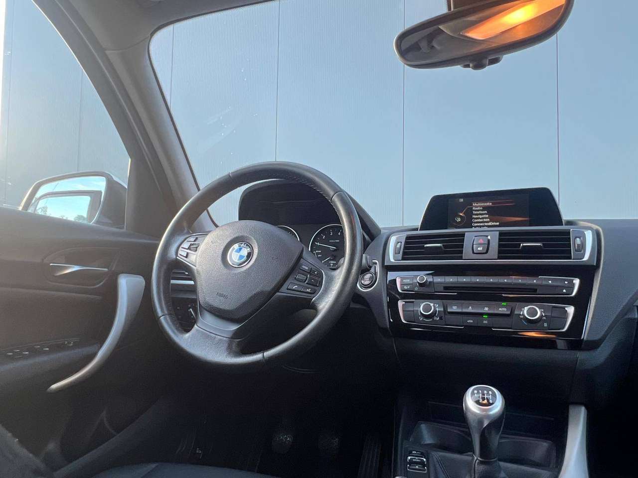 BMW 116 leder - cruise - vers onderhoud - mogelijkheid tot CarPlay — foto 20 van 25