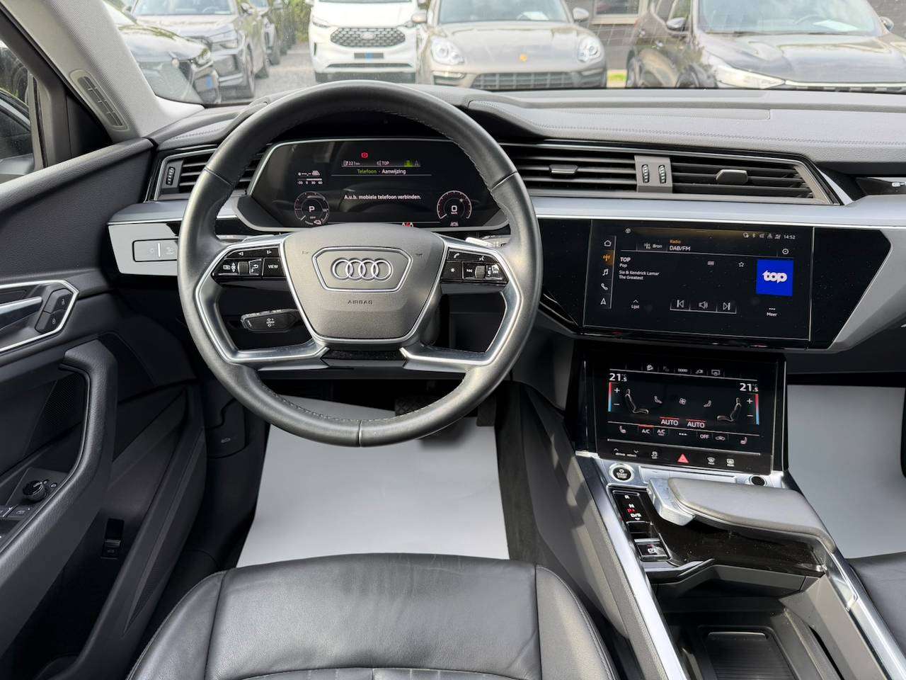Audi e-tron 50 QUATTRO LEDER CAMERA 19" — foto 9 van 13