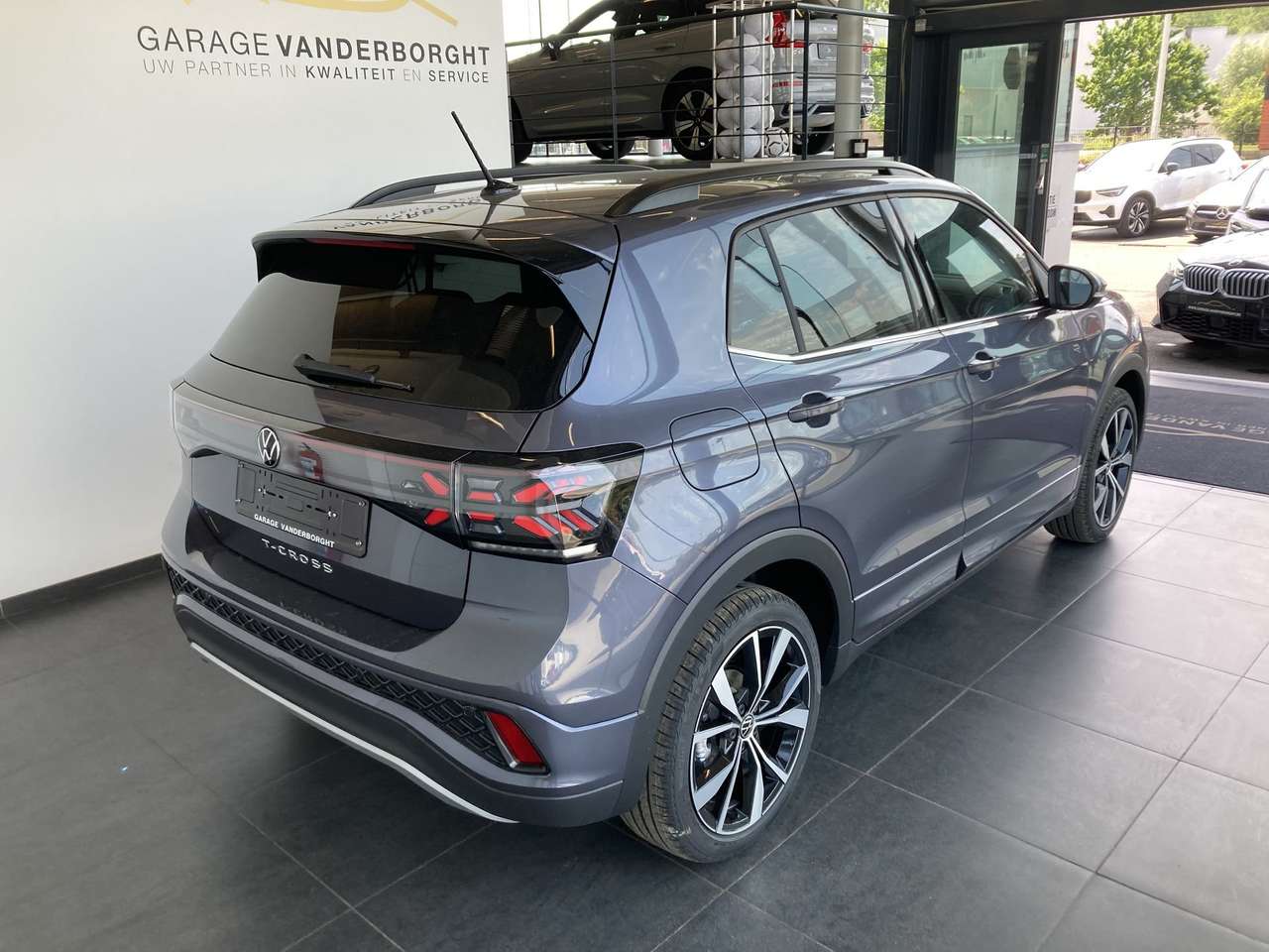 Volkswagen T-Cross R-LINE BENZINE AUTOMAAT  NIEUW 0KM — foto 4 van 19