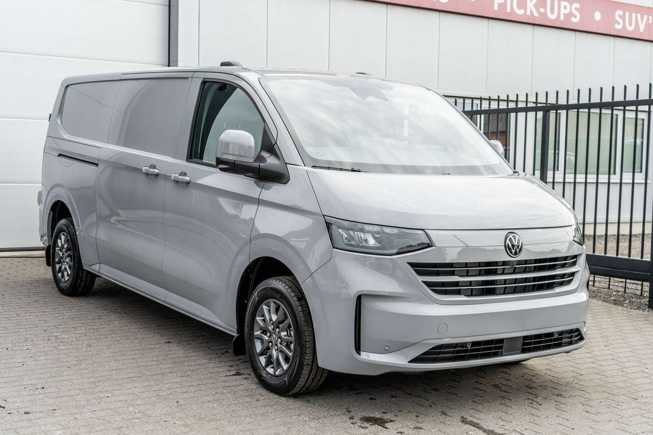 Volkswagen T7 Transporter 2.0TDi L2 Automaat - Adaptive cruise control / Zetelverwarming - 36.000ex