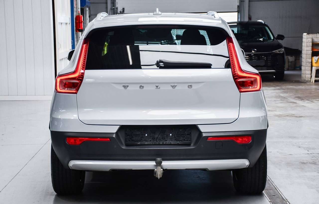 Volvo XC40 XC40 1.5 T3 Momentum Pro Geartronic - NAVIGATIE / TREKHAAK / OPEN PANO_DAK / CAMERA / SMARTLINK — foto 5 van 18
