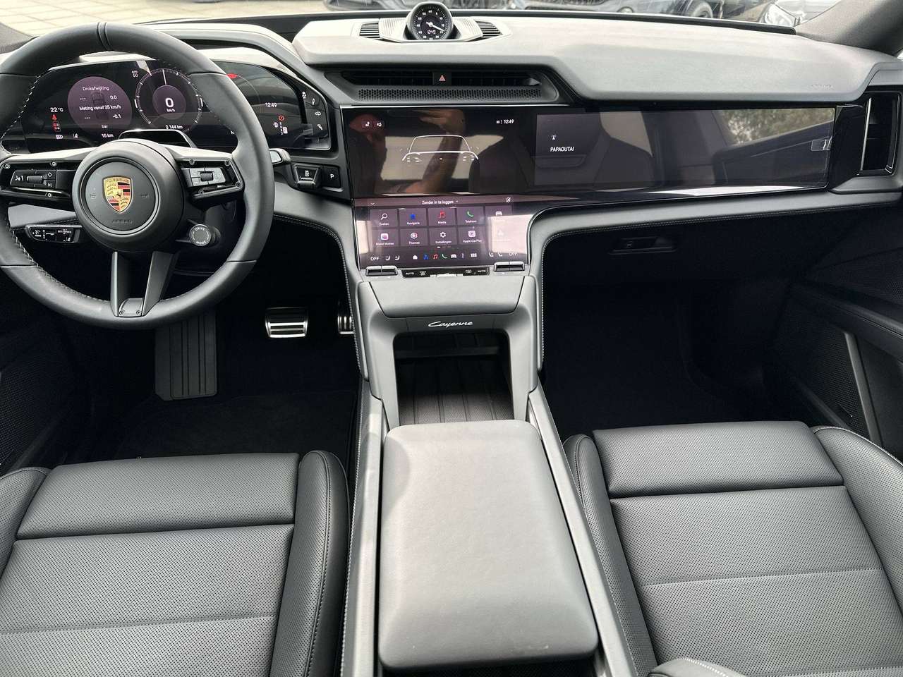 Porsche Cayenne Coupe ELECTRIC Trekhaak  adaptive Sportdesign 22" — foto 12 van 19