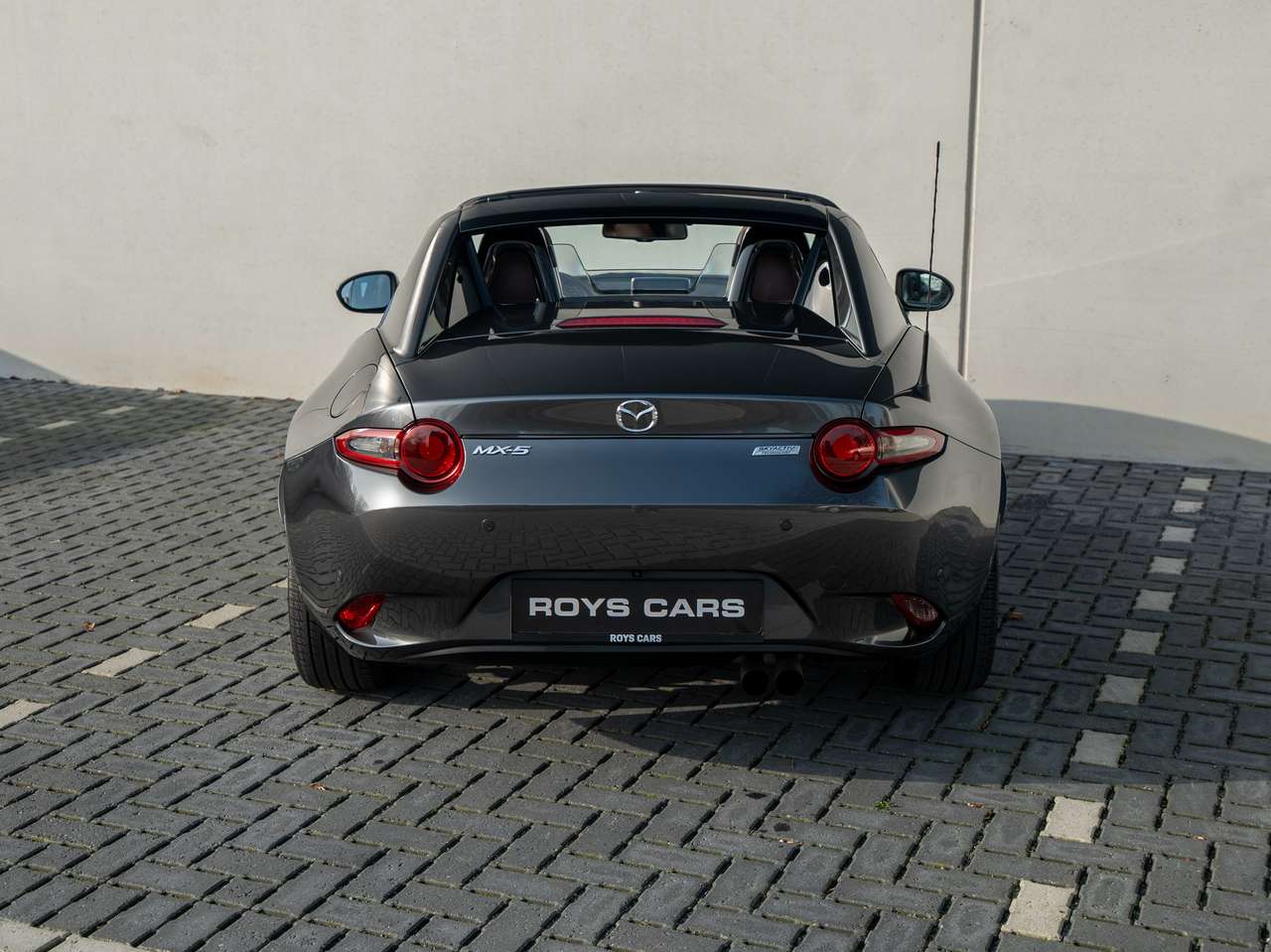 Mazda MX-5 MX-5 2.0i HARDTOP/NEW CONDITION/BOSE — foto 6 van 20