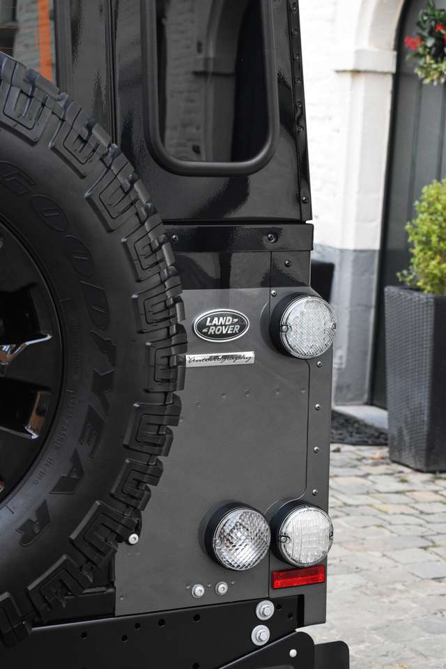 Land Rover Defender 90 / 2.2 TD4 / "Autobiography Edition" / BTW/VAT — foto 9 van 12
