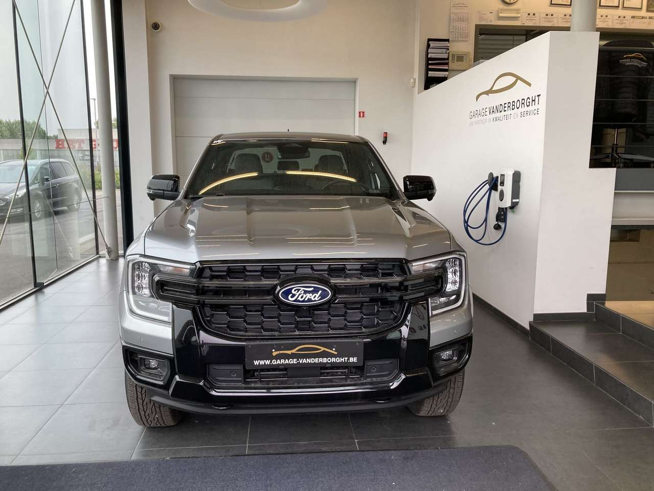 Ford Ranger LIMITED PHEV BENZINE AWD AUTOMAAT NIEUW OKM 44600 +BTW — foto 2 van 18
