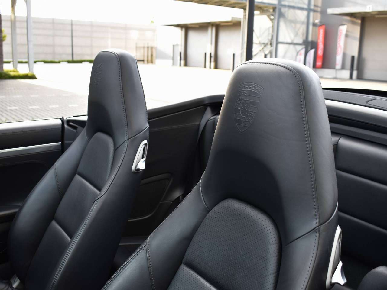 Porsche 911 991.1 Carrera 3.4 / Basalt Black / Full History — foto 11 van 25