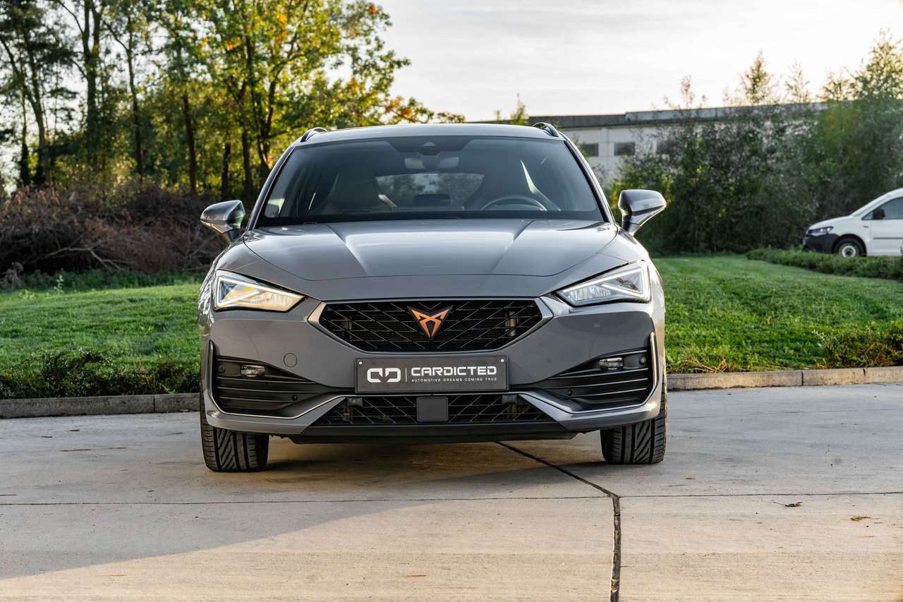 CUPRA Leon (2024) — foto 2
