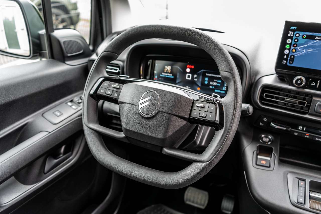 Citroen Berlingo XL 1.5HDi - Automaat - Navigatie/ Camera / LED  - 23.000 ex — foto 13 van 16