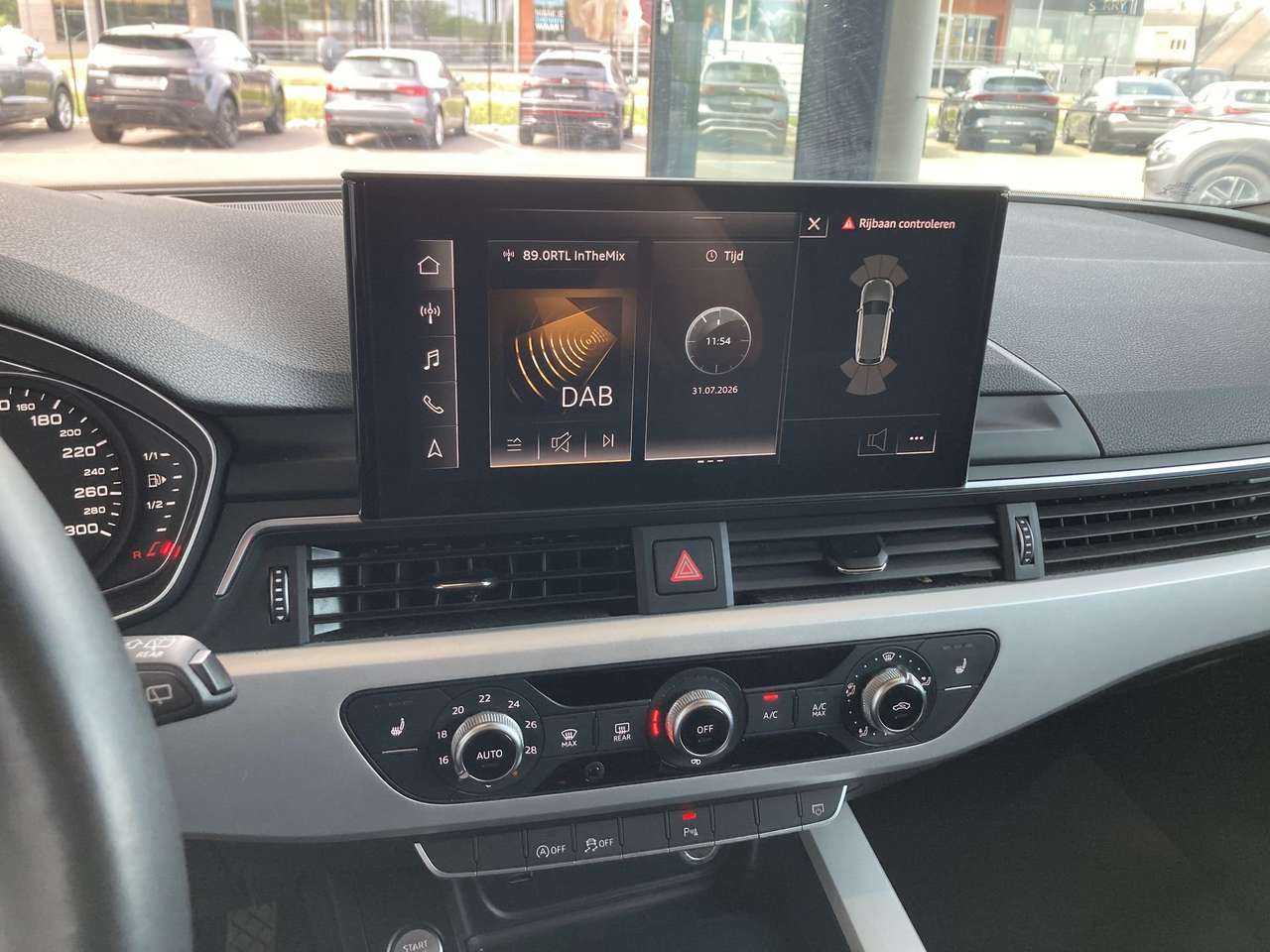 Audi A4 AVANT  35 TFSI MHEV AUTOMAAT 49000KM!!! — foto 13 van 20
