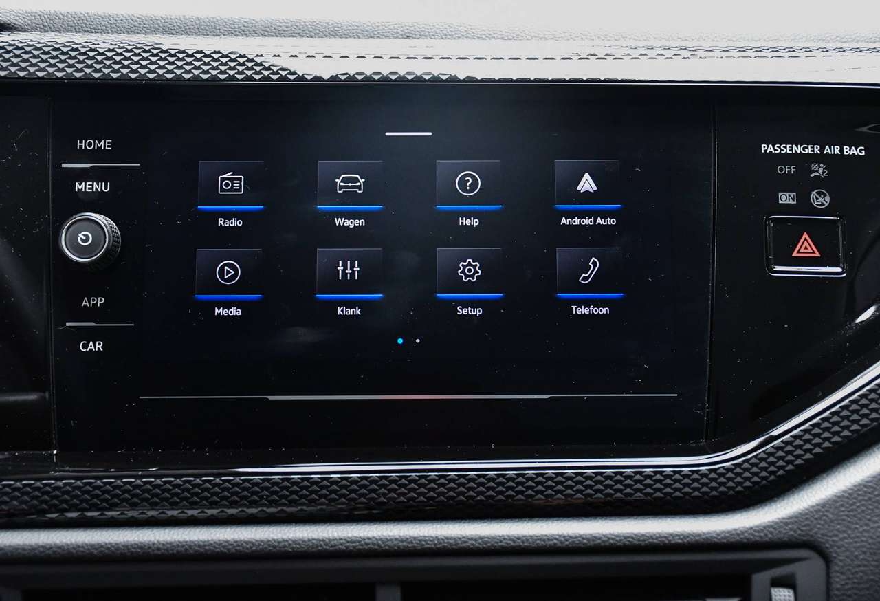 Volkswagen Taigo Taigo 1.0 TSI Life Business DSG - NAVIGATIE VIA SMARTLINK / PDC / AIRCO — foto 11 van 19