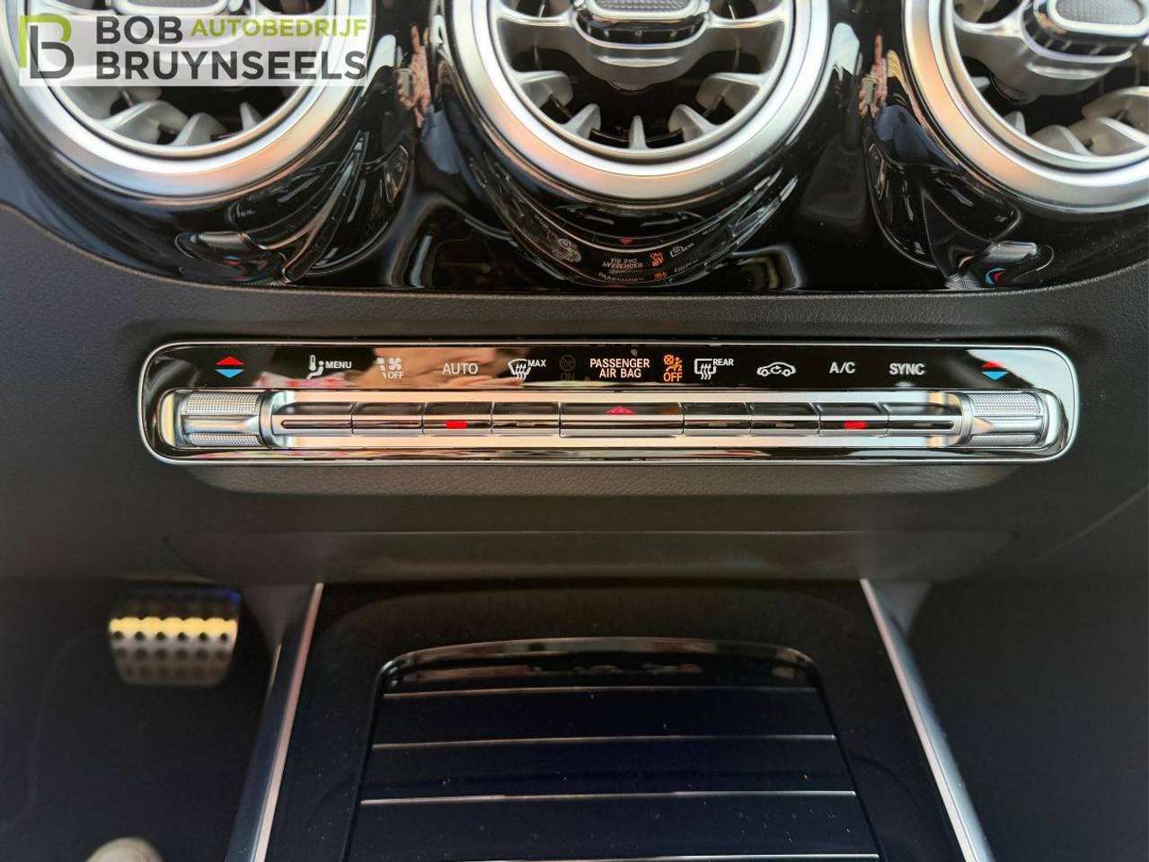 Mercedes-Benz B 180 Amg line | Nightpakket | 360° camera | Keyless Go — foto 17 van 25