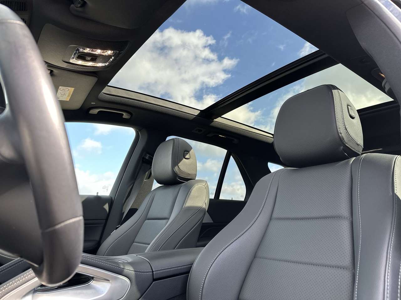 Mercedes-Benz GLE 400 E 4-Matic PHEV AMG Line Pan. dak Distronic Night — foto 14 van 19