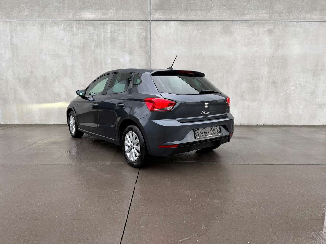 SEAT Ibiza Ibiza 1.0 TSI Move! Full Link DSG / LED / Bi-zone / PDC / CarPlay — foto 2 van 13