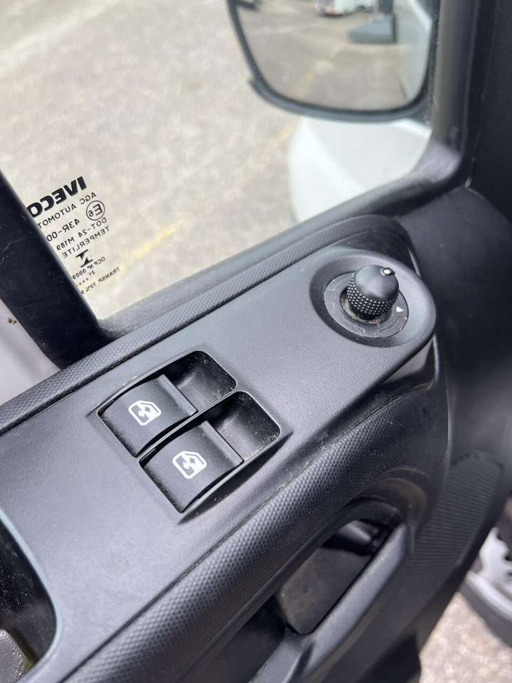 Iveco Daily 35S14 L4H2 Airco/Cruise contr.. — foto 11 van 13