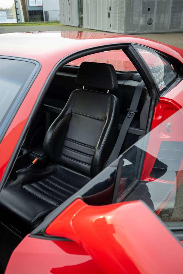 Ferrari 348 GTB pre-production — foto 16 van 18
