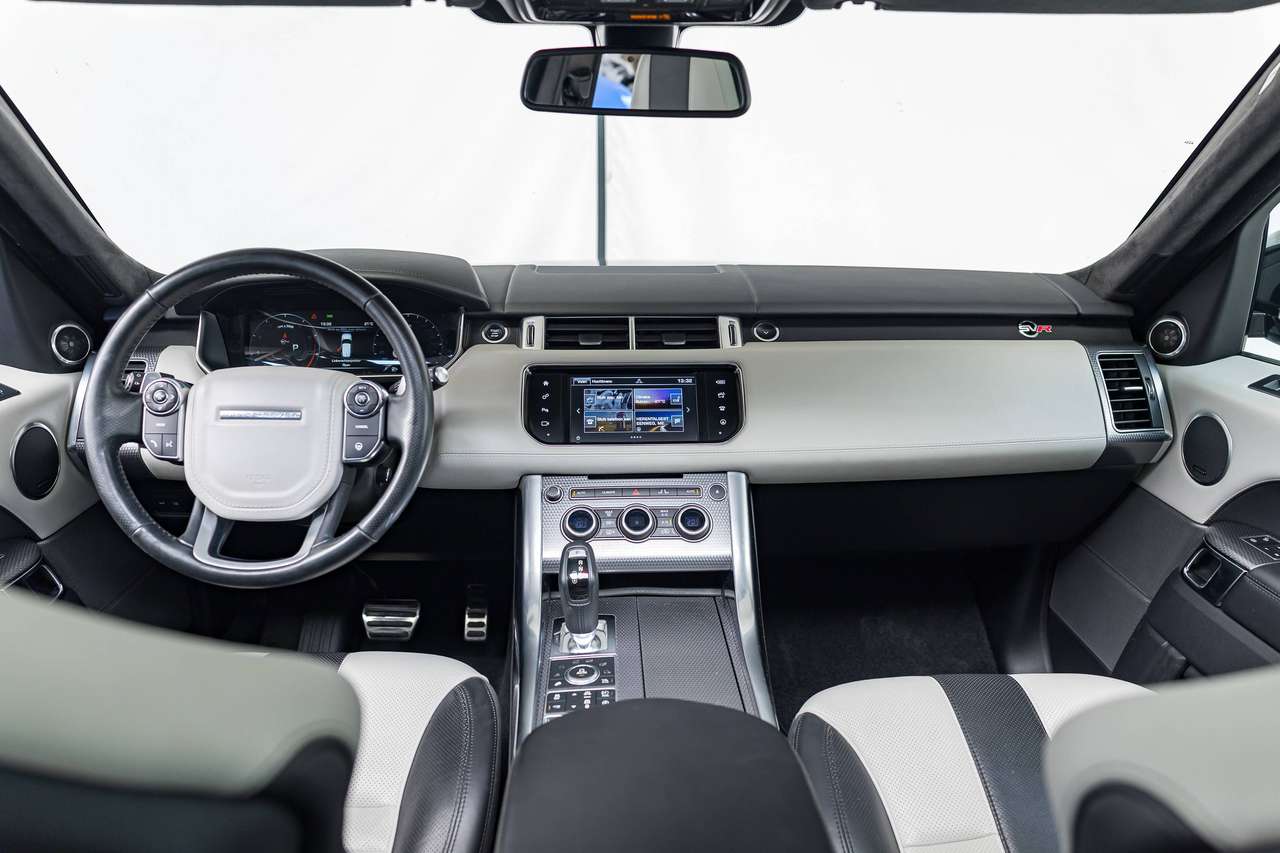Land Rover Range Rover Sport 5.0i V8 SVR|PANO|HEAD-UP|HEATED-SEATS(v/a)|KEYLESS|AMBIENTLIGHT|ACC|LA| — foto 22 van 25