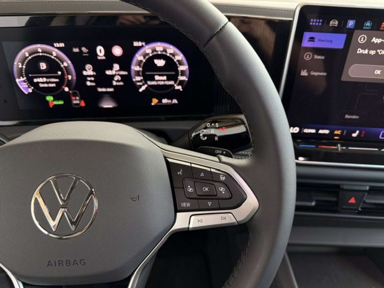 Volkswagen Tiguan LIFE EDITION HYBRIDE AUTOMAAT NIEUW 0 KM!!! — foto 15 van 25