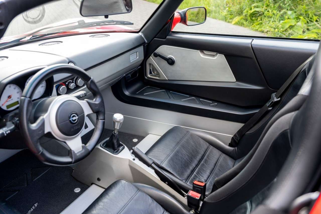 Opel Speedster Belgian only 12500 km !! — foto 13 van 25