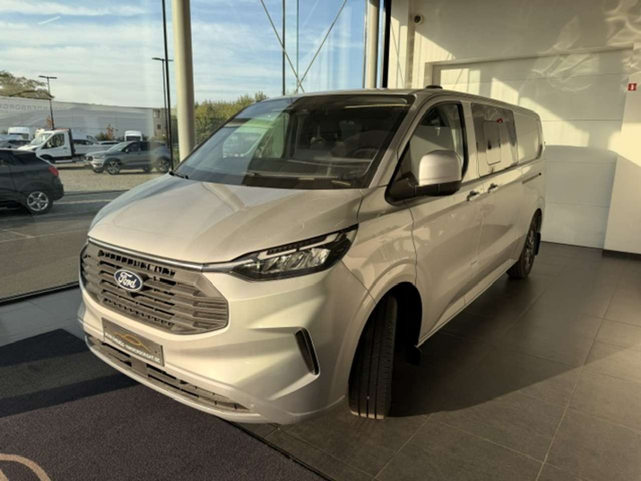 Ford Transit Custom MULTI-USE L2 LIMITED-AUTOMAAT-38800+BTW 5J WAARBORG — foto 3 van 24