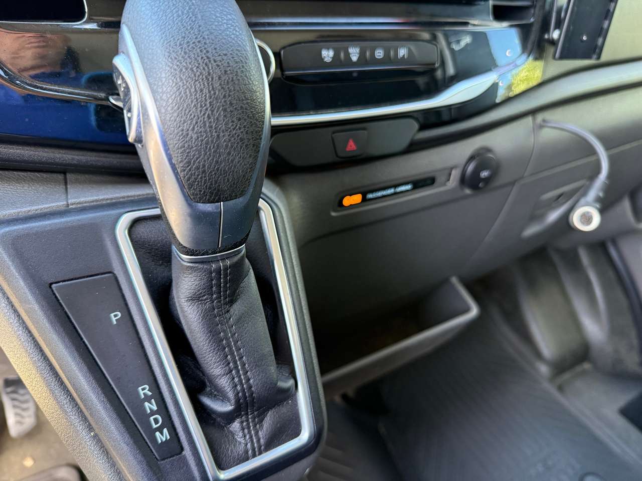 Ford Transit 2.0 TDCi L2H2 Automatic Camera Apple CarPlay — foto 13 van 19