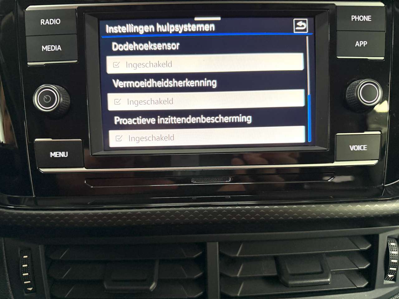 Volkswagen T-Cross T-Cross 1.0 TSI Life OPF Carplay/Android-Auto*Heated Seats*BLIS*LANE ASS — foto 22 van 25