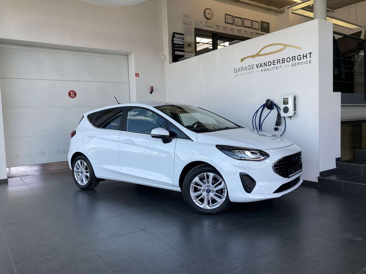 Ford Fiesta TITANIUM 125PK BENZINE   ADAPTIEVE CC