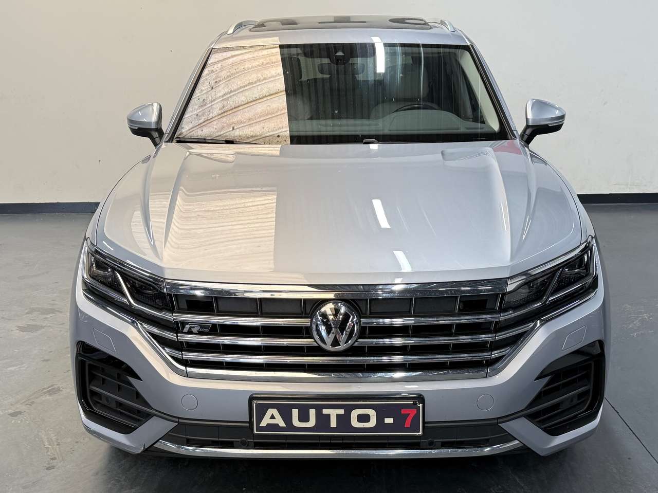 Volkswagen Touareg 3.0 TDi V6 SCR 4Mo R-Line 2020! — foto 9 van 24