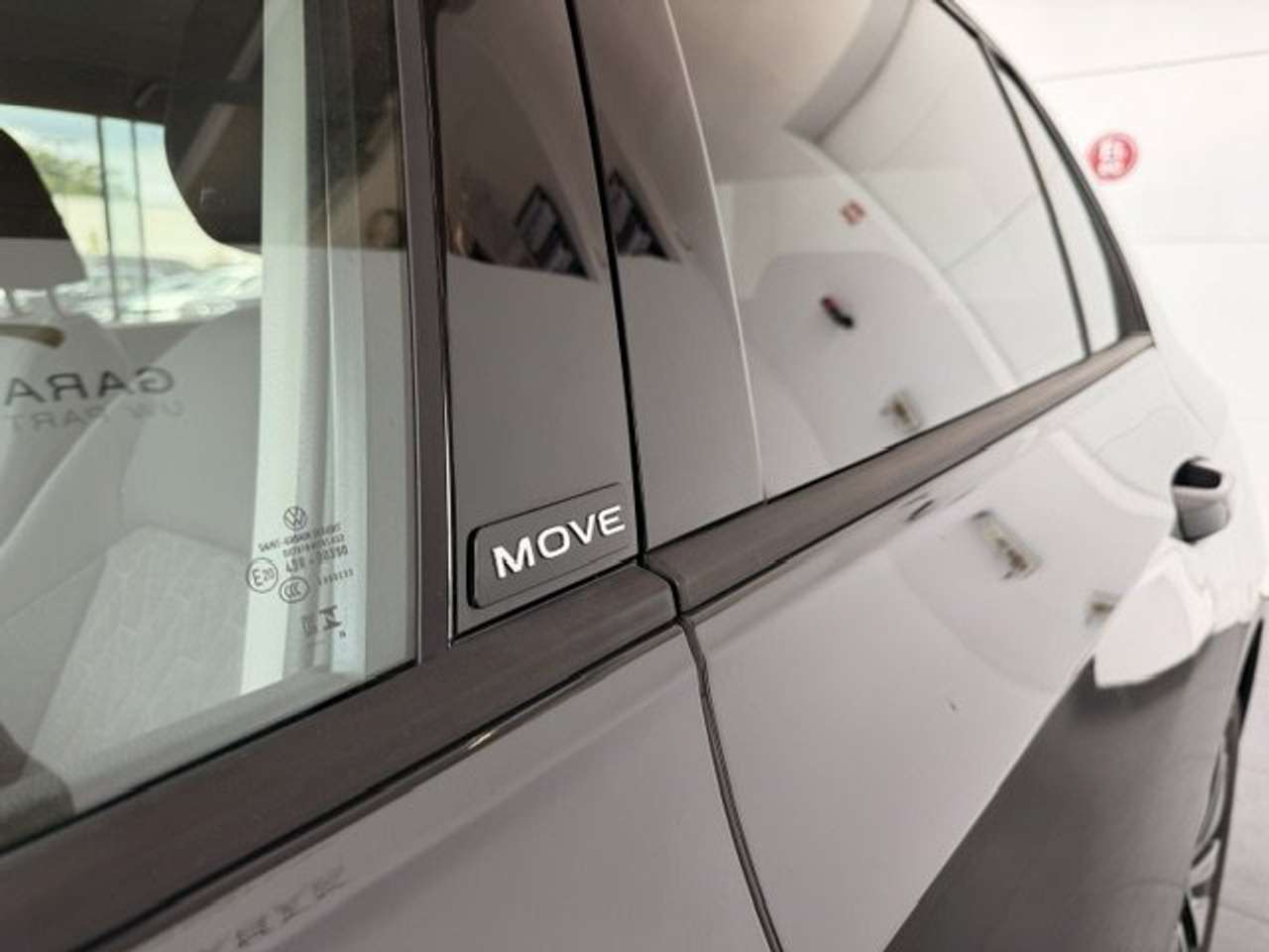 Volkswagen Golf MOVE 1.0 TSI  30000KM!!! — foto 21 van 23