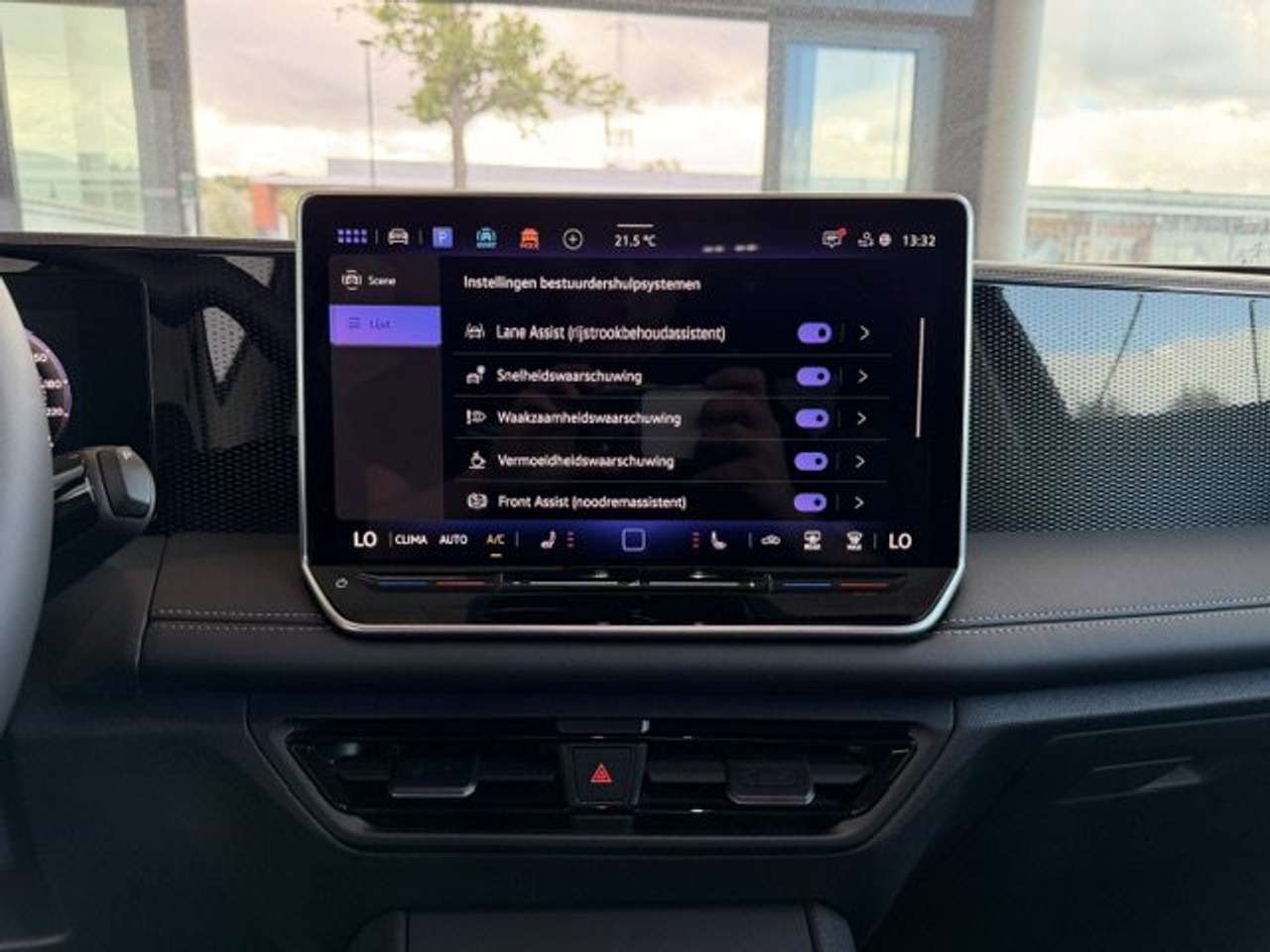 Volkswagen Tiguan LIFE EDITION HYBRIDE AUTOMAAT NIEUW 0 KM!!! — foto 20 van 25
