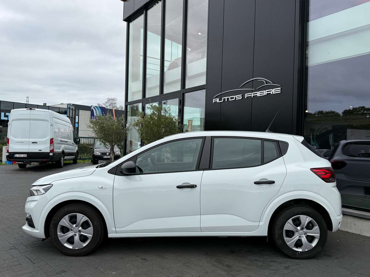 Dacia Sandero 1.0i SCe Airco 2800km NIEUWSTAAT ! Facelift — foto 4 van 17