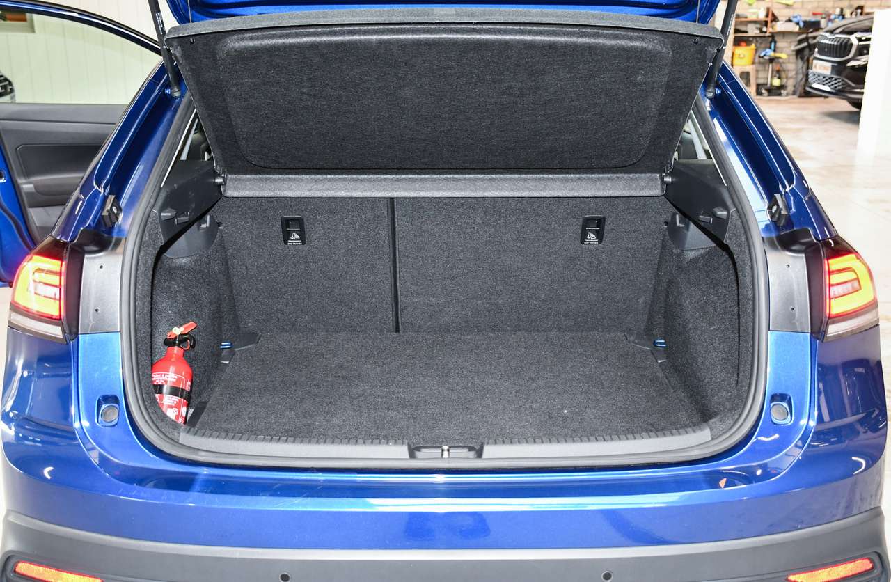Volkswagen Taigo Taigo 1.0 TSI Life Business - NAVI / CAMERA / ACC — foto 19 van 20