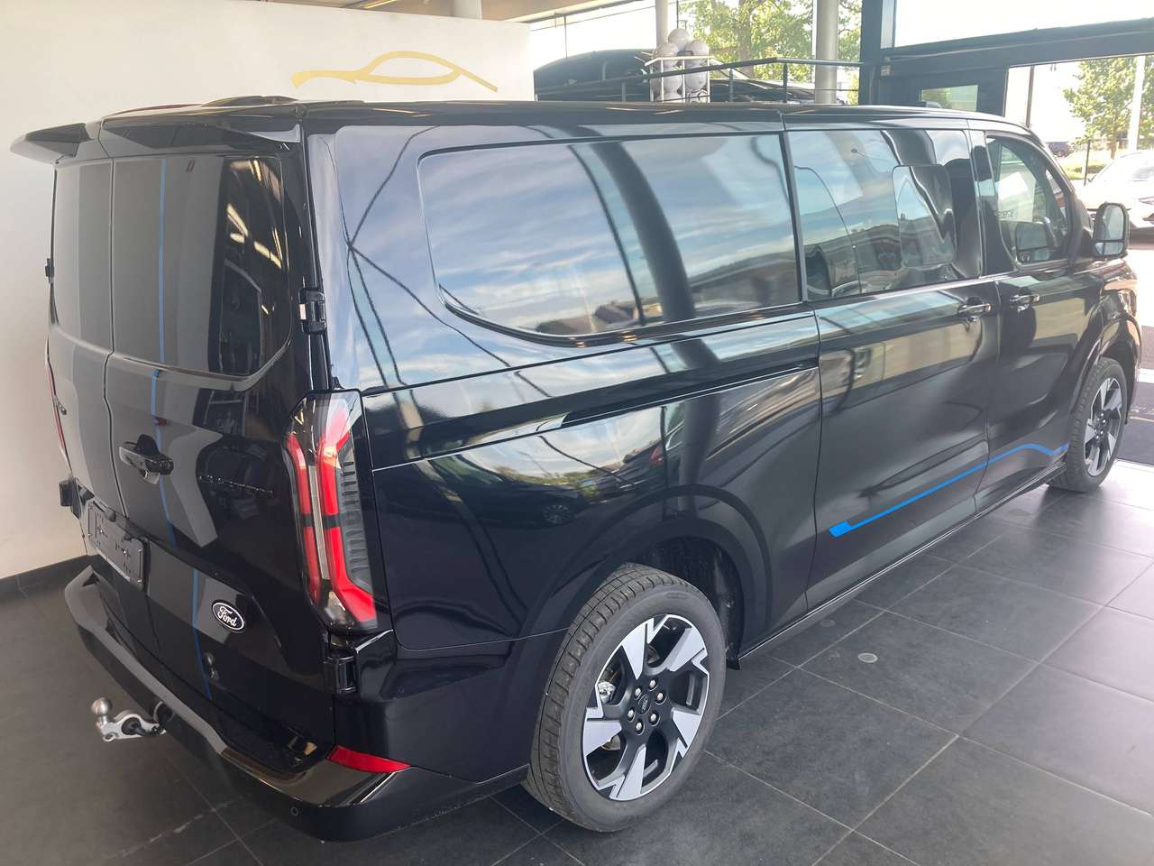 Ford Transit Custom MULTI-USE L2 SPORT PHEV 5 ZIT NIEUW OKM 45400+BTW — foto 5 van 22