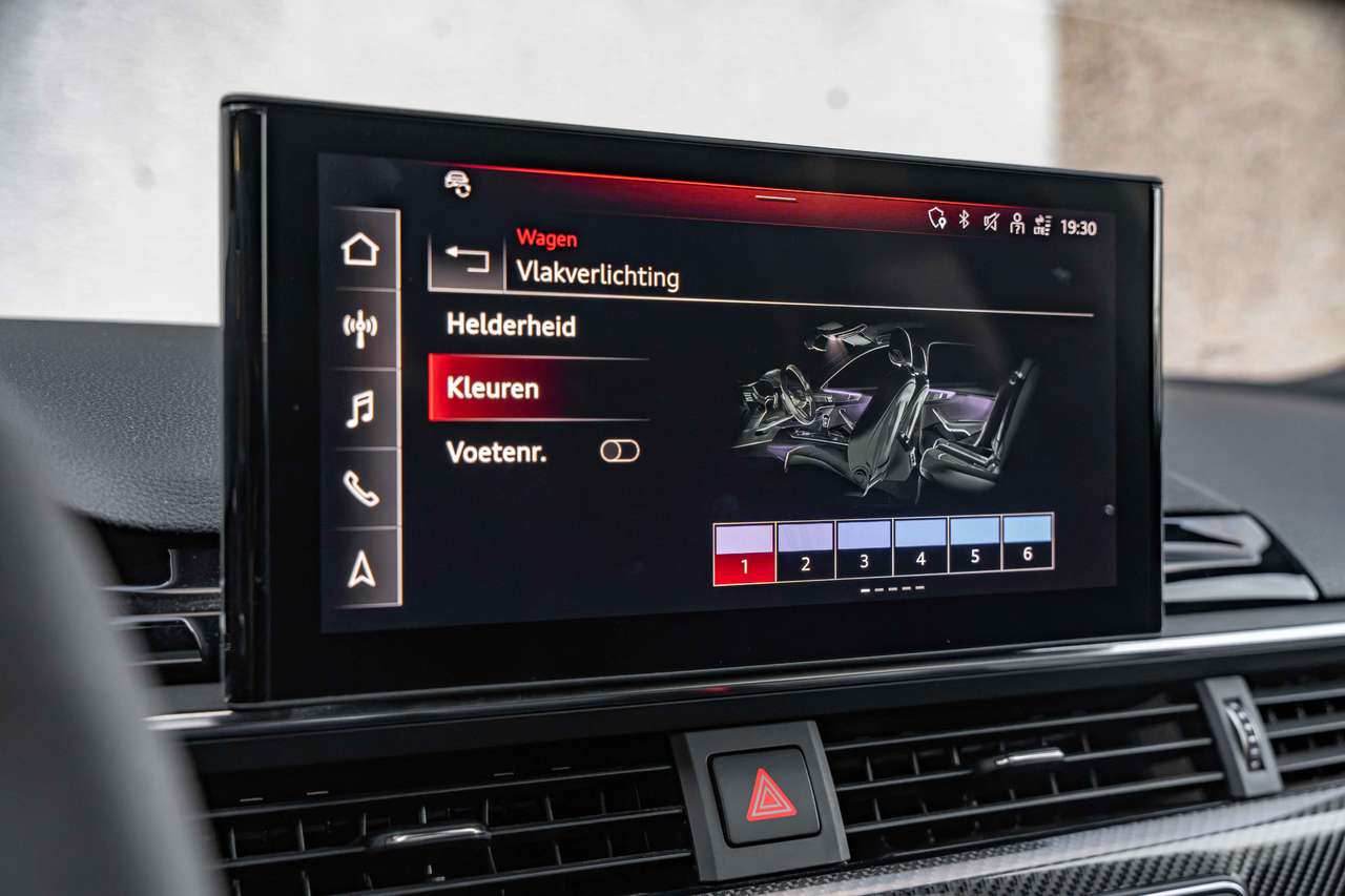 Audi RS4 Avant Quattro PANO/MATRIX/B&O/ACC/360°/AMBIENTE/HUD/ — foto 22 van 25