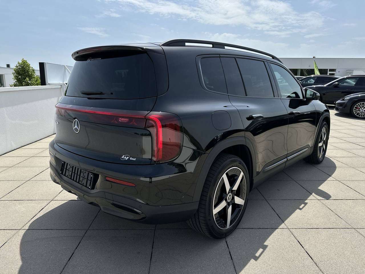 Mercedes-Benz GLB 250 + Electric Pano dak Leder Memory Nightpakket — foto 7 van 19