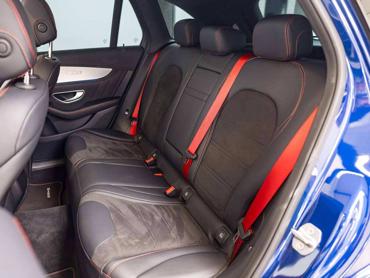 Mercedes-Benz GLC 43 AMG AMG|4MATIC|GARANTIE|AIRMATIC|BURMESTER|PANO|360°|KEYLESS|SFEERVERL.|ZETELVERW. (v/a)|ACC|LA| — foto 19 van 25