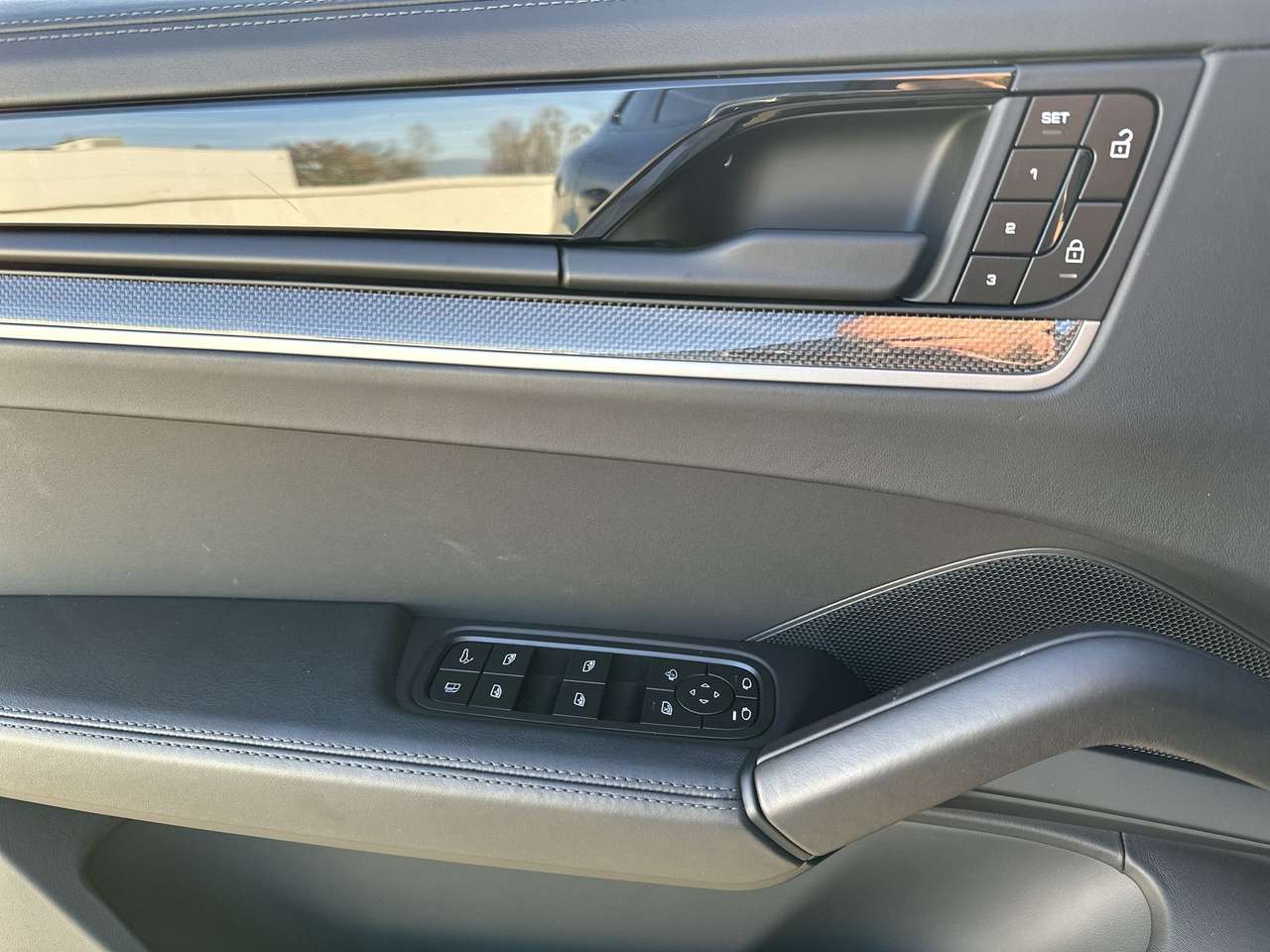 Porsche Cayenne Turbo E-Hybrid 42gr Co2 22" SportDesignPack Pano — foto 18 van 19